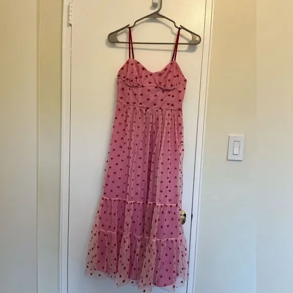 NWOT THE Betsy Johnson Heart Dress!! Cute, stylish, sexy! Date Night ready! - Picture 3 of 6